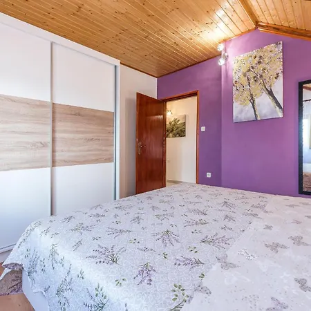 Daire 3 Bedroom Stunning In Skradin